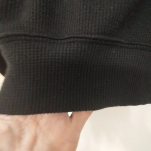 PINK Victoria's Secret Black Long Sleeve Cropped Pajama Top - Picture 3 of 13